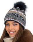 Baesics Bommelmütze Navy Pink – Wintermütze mit Muster (Wollmix), Kunstfell-Bommel & Fleecefutter