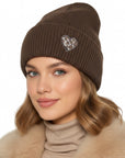 Baesics Wintermütze mit Herz Braun Leo – Unisex Beanie aus weichem Strick