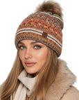 Baesics Bommelmütze Taupe – Strickmütze mit Wolle, Kunstfell-Bommel & Fleecefutter