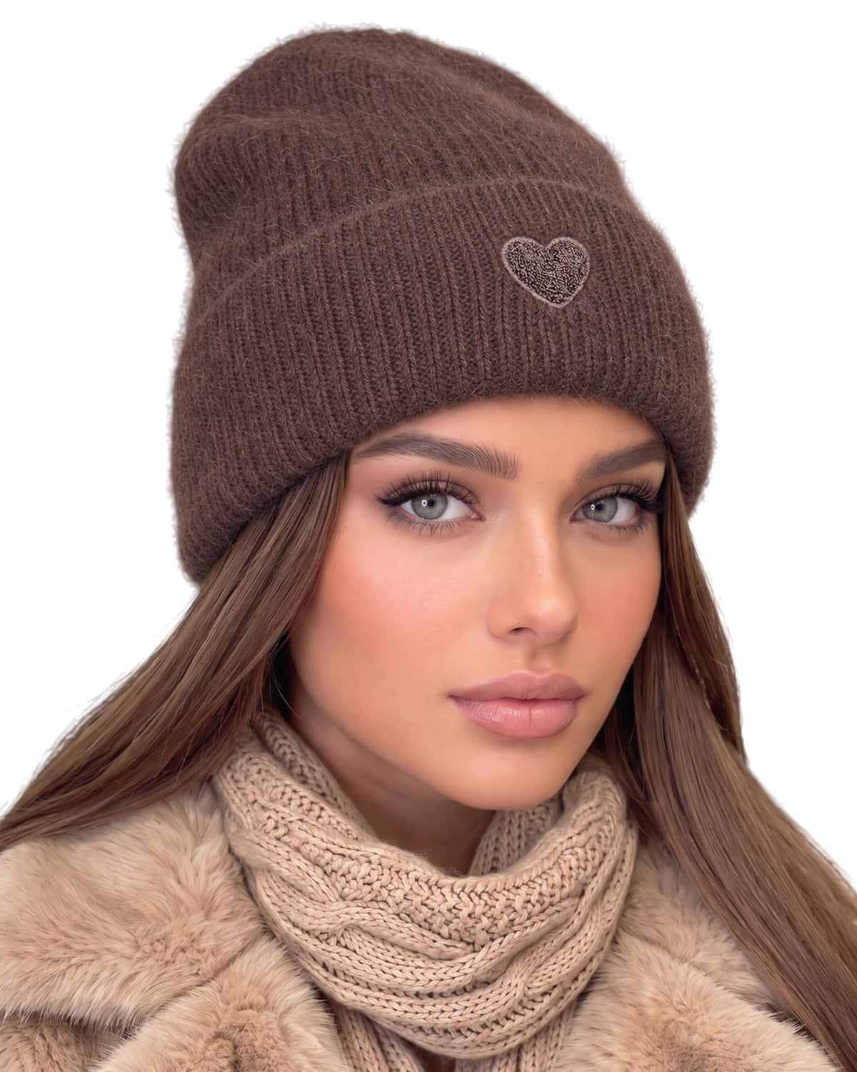 Beanie Angora Braun mit Herz