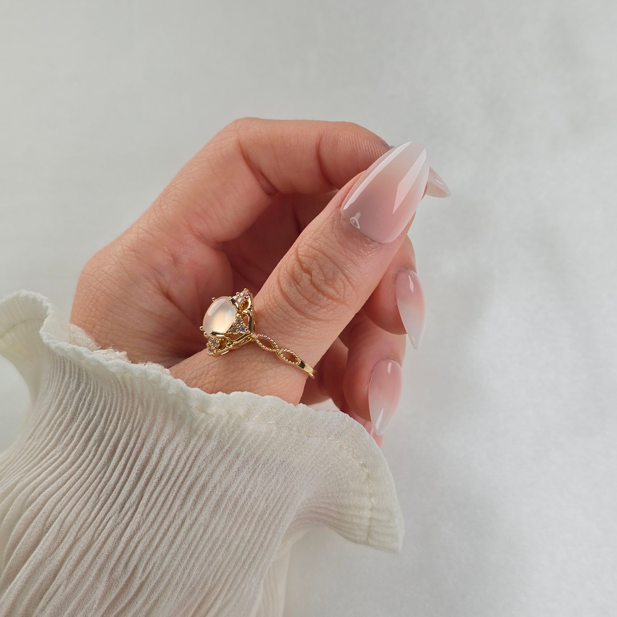 Babyboomer Almond Softgel Press-On Nails