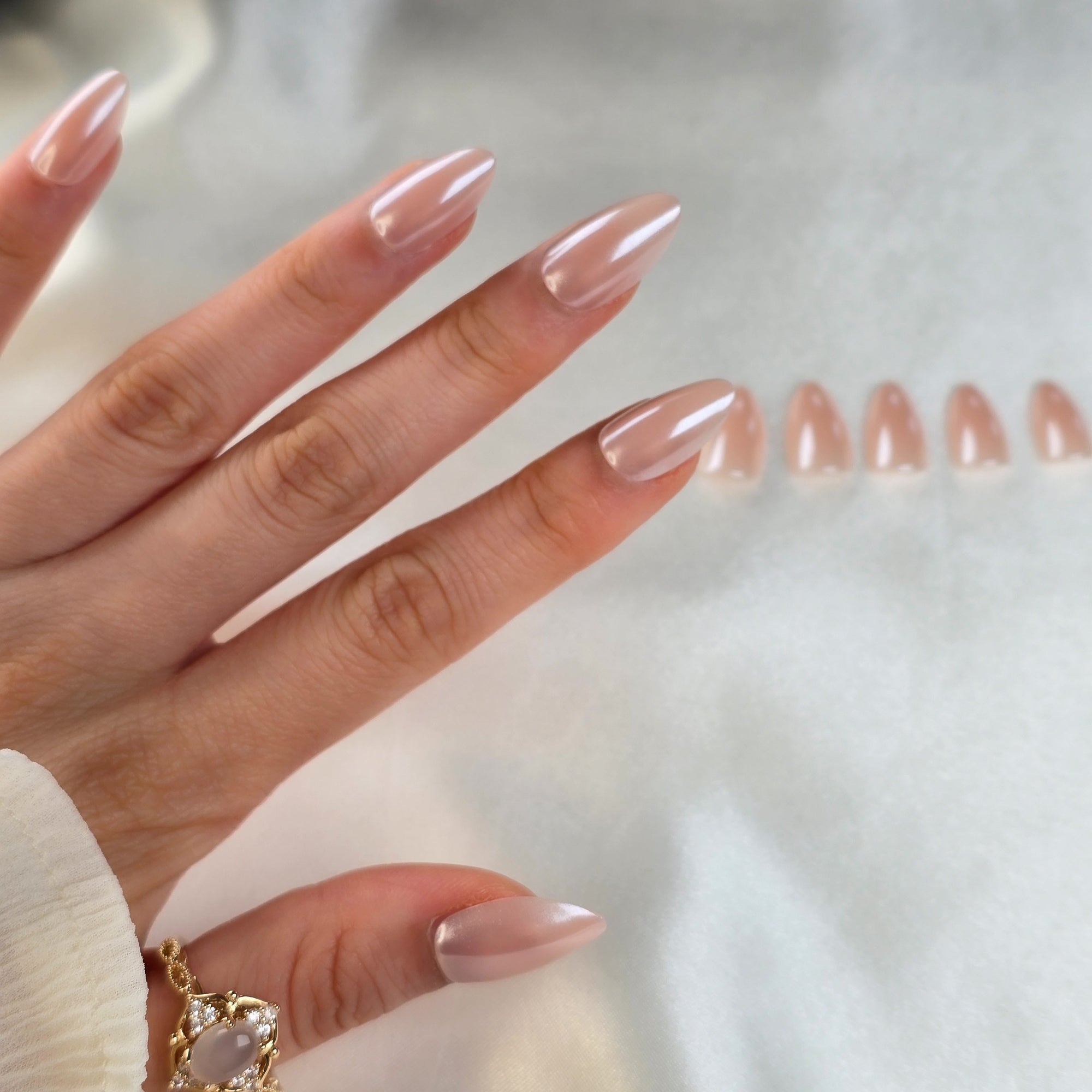 Champagner Almond Softgel Press-On Nails