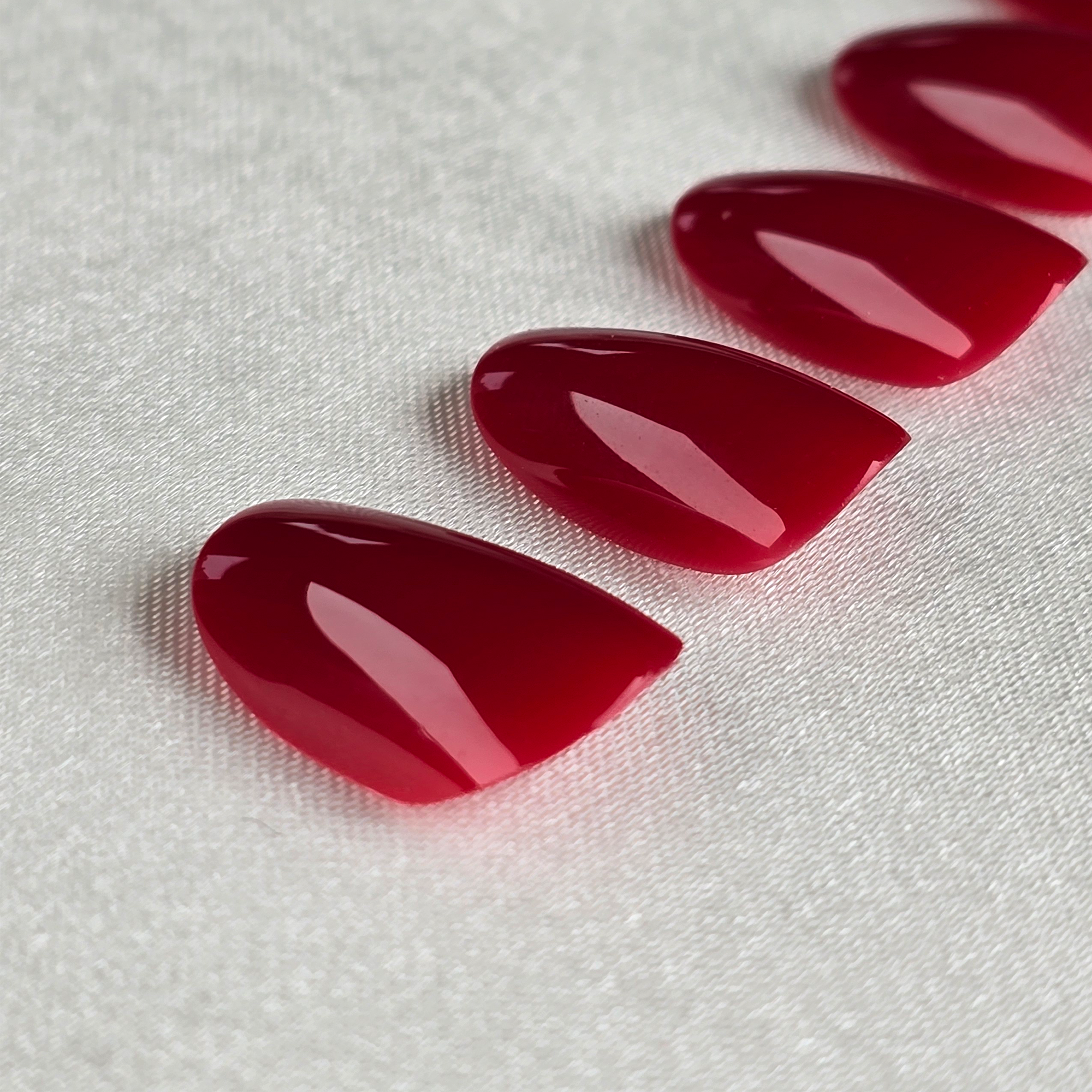 Weinrot Oval Softgel Press-On Nails