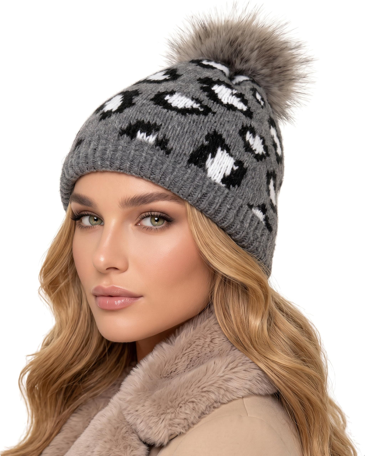 Baesics® Bommelmütze Leopard Feinstrick Anthrazit