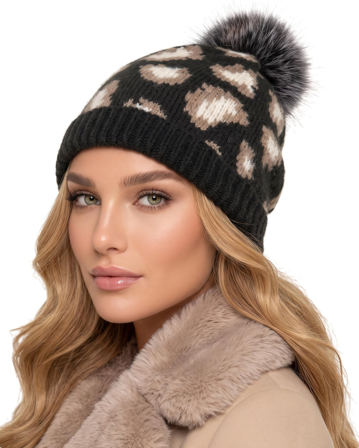 Baesics® Bommelmütze Leopard Feinstrick Schwarz