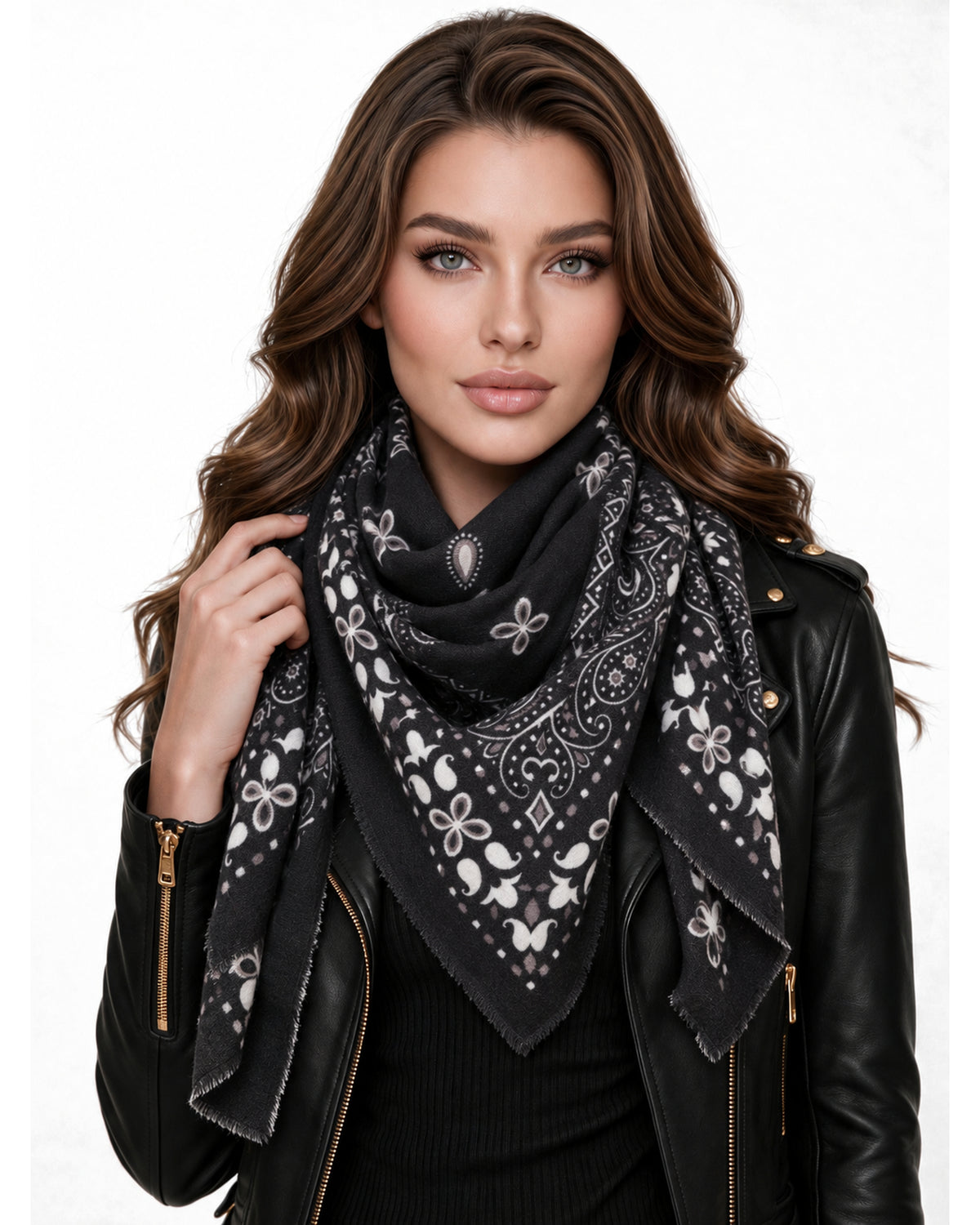 Baesics® Viereckstuch Paisley Damen Schwarz