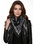 Baesics® Viereckstuch Paisley Damen Schwarz